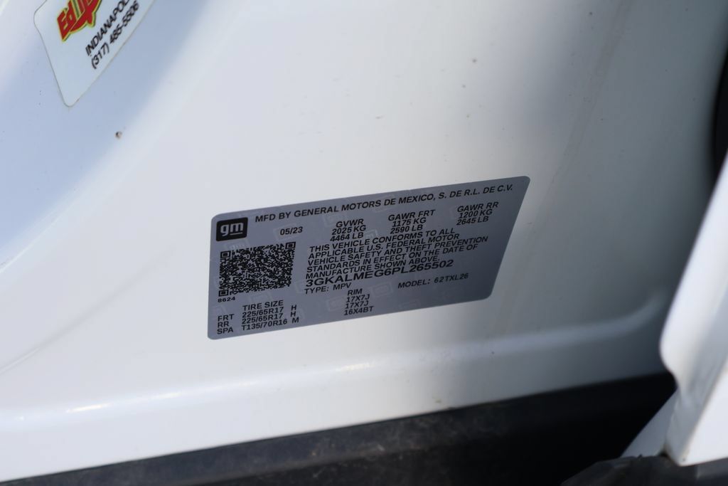 Used 2023 GMC Terrain SLE w/ Driver Convenience Package FWD image 14