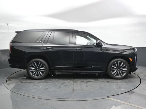 Used 2023 Cadillac Escalade Sport AWD/4WD image 4