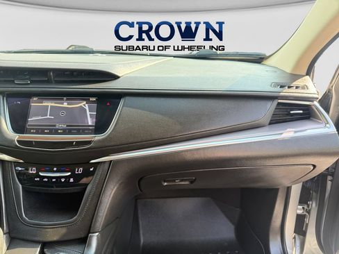 Used 2017 Cadillac XT5 Luxury AWD/4WD image 13