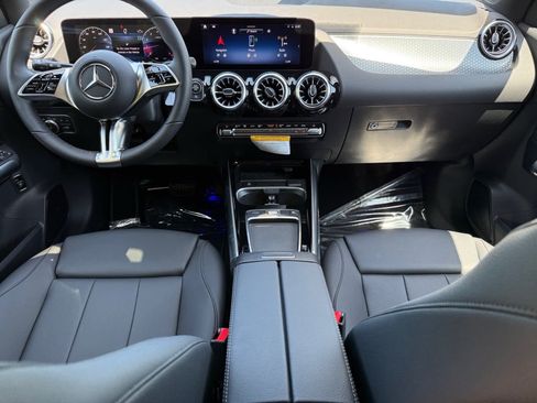 Used 2026 Mercedes-Benz GLA 250 4MATIC image 13