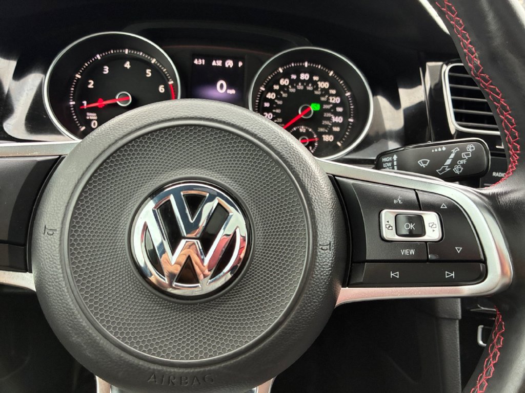 Used 2020 Volkswagen GTI SE FWD image 12