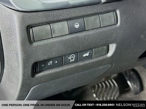 Certified 2023 Nissan Rogue SV w/ SV Premium B Package FWD image 10