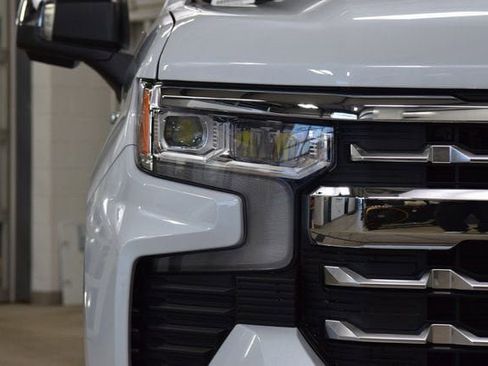 New 2026 Chevrolet Silverado 1500 LTZ w/ LTZ Premium Package AWD/4WD image 12