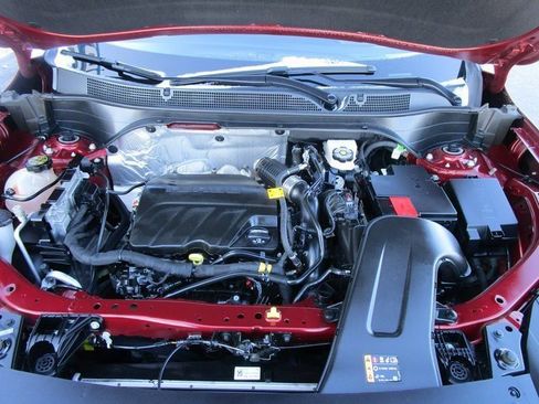 Certified 2024 Chevrolet Trax RS image 11