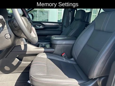 Used 2023 Chevrolet Tahoe RST w/ Luxury Package AWD/4WD image 12