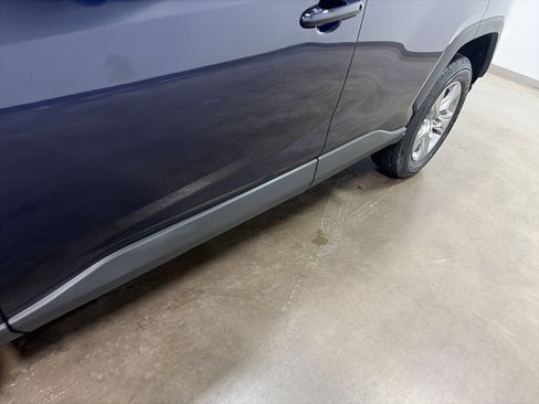 Used 2025 Toyota RAV4 XLE image 10