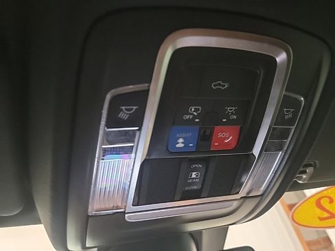 Used 2022 RAM 1500 Limited w/ Trailer Tow Group image 22