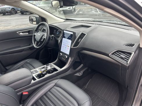 Used 2024 Ford Edge SEL w/ Convenience Package image 20