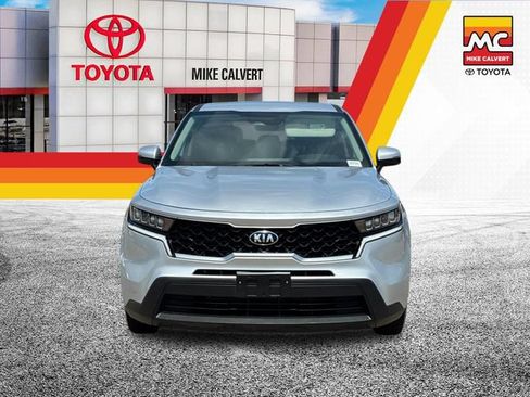Used 2021 Kia Sorento LX FWD image 8