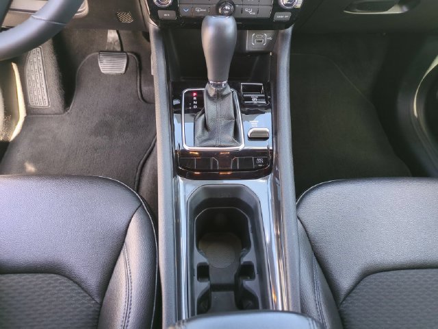 Used 2024 Jeep Compass Latitude AWD/4WD image 13
