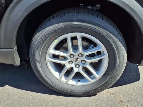 New 2026 Ford Explorer Active w/ Active Comfort Package RWD image 5