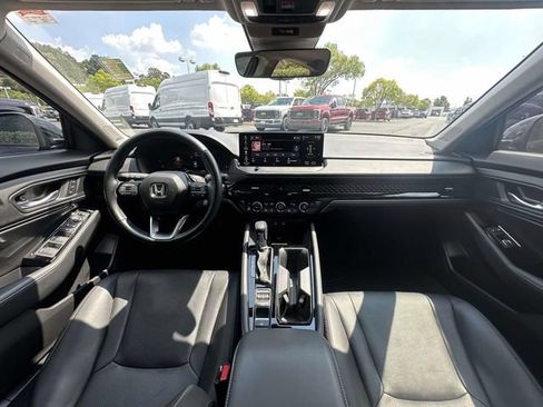 Used 2024 Honda Accord Touring image 38
