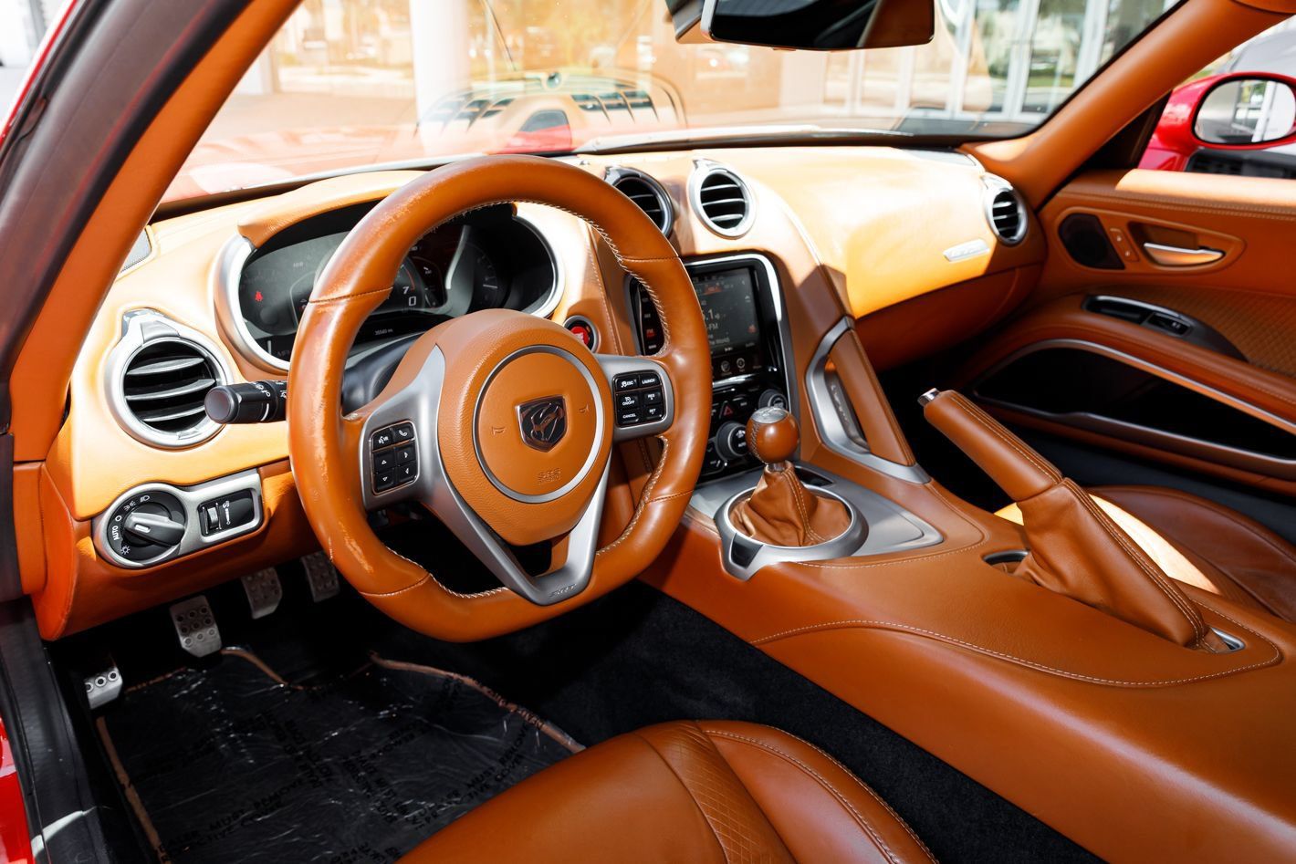 Used 2014 SRT Viper GTS w/ GTS Laguna Interior Package RWD image 39