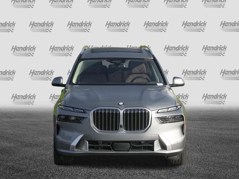 Used 2026 BMW X7 xDrive40i image 3