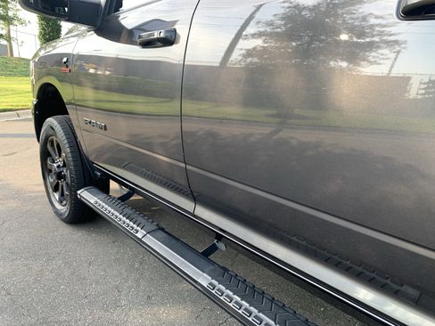 Used 2023 RAM 2500 Laramie AWD/4WD image 12