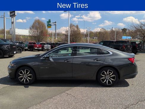 Certified 2018 Chevrolet Malibu LT w/ Leather Package image 6