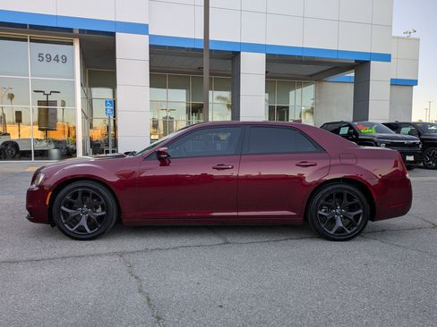 Used 2023 Chrysler 300 S image 8