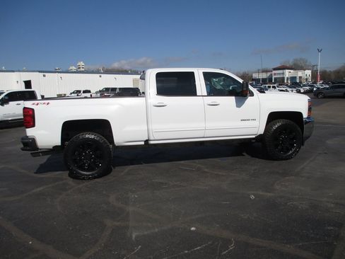 Used 2016 Chevrolet Silverado 2500 LT w/ All Star Edition image 3