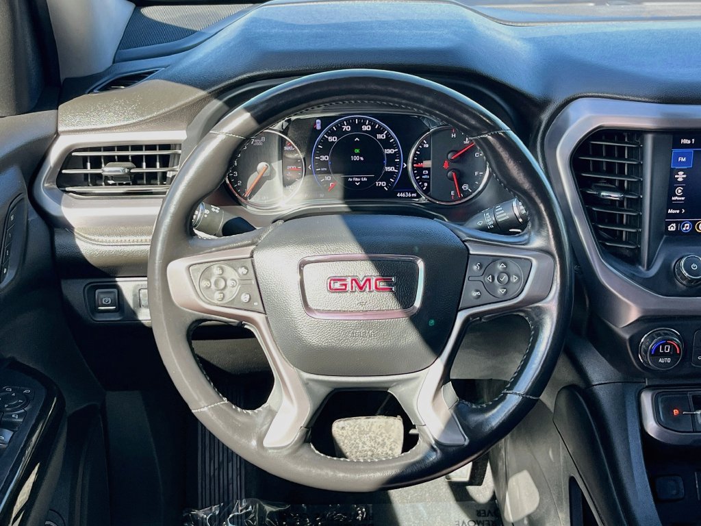 Used 2022 GMC Acadia AT4 w/ Technology Package AWD/4WD image 11