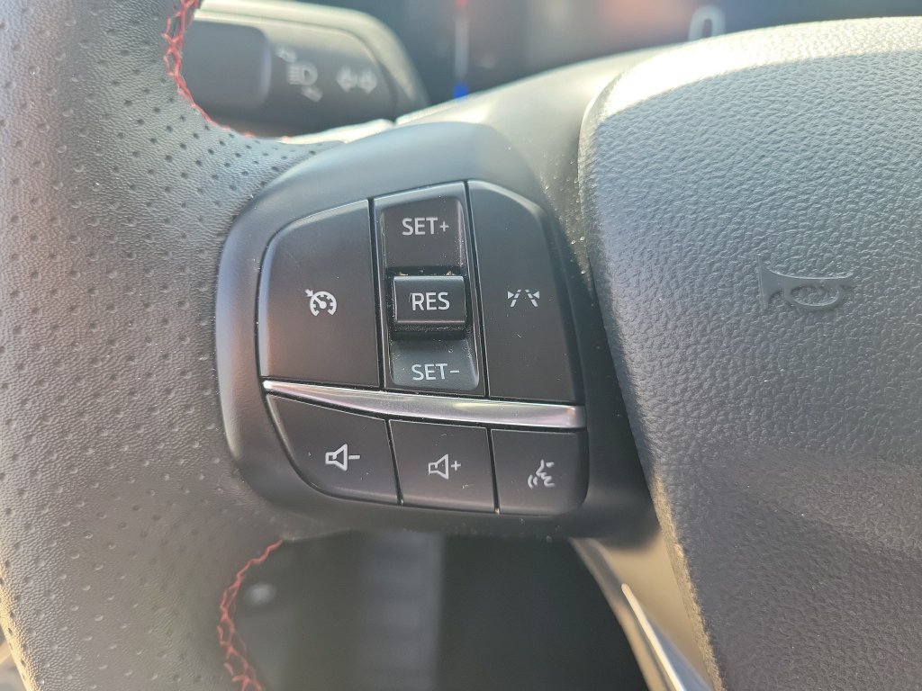 Used 2025 Ford Escape ST-Line Select AWD/4WD image 23