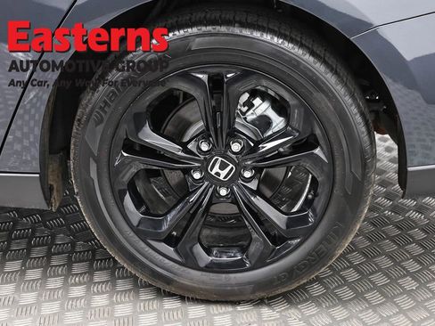 Used 2025 Honda Accord SE image 33