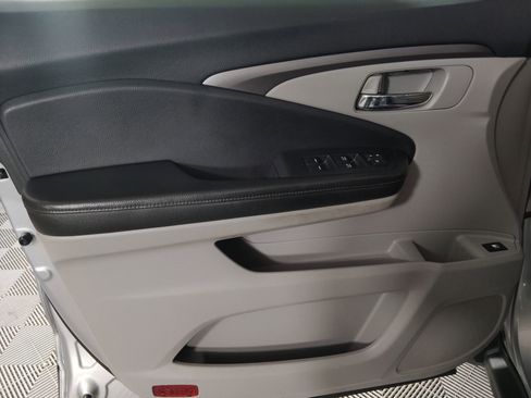 Used 2020 Honda Pilot EX image 20