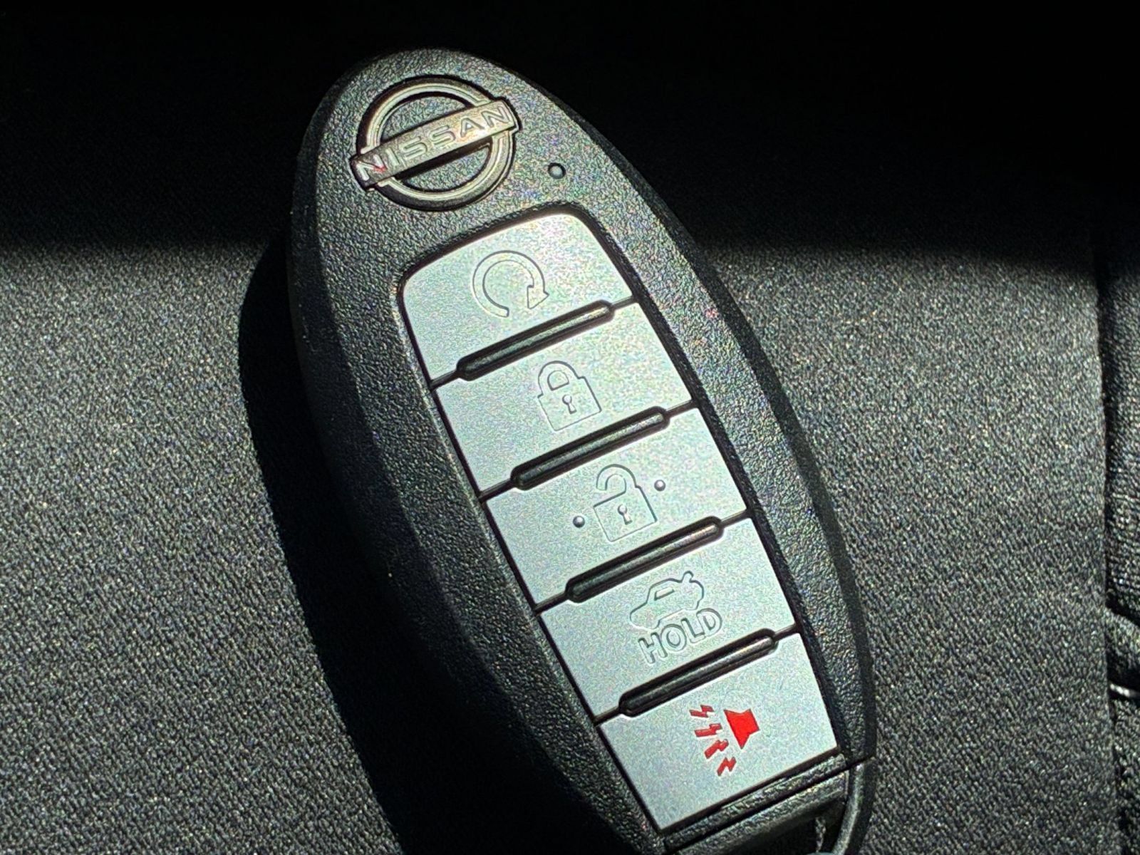Used 2025 Nissan Altima 2.5 SV FWD image 24
