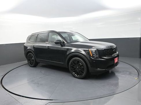 Used 2021 Kia Telluride EX w/ EX Premium Package AWD/4WD image 21