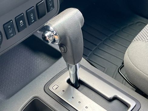 Used 2017 Nissan Frontier SV w/ SV Value Truck Package image 17