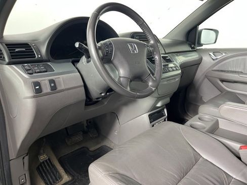 Used 2010 Honda Odyssey EX-L image 2