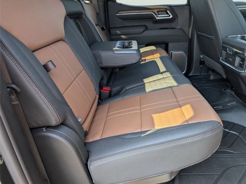 New 2026 Chevrolet Silverado 1500 High Country AWD/4WD image 22