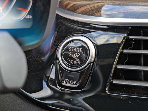 Used 2022 BMW 530i 530i w/ M Sport Package image 35