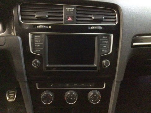 Used 2017 Volkswagen GTI S image 23