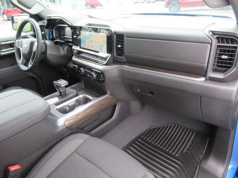 New 2025 Chevrolet Silverado 1500 LT image 11