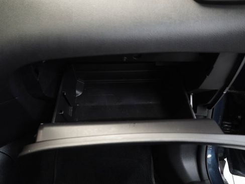 Used 2016 Nissan Rogue SL w/ SL Premium Package AWD/4WD image 38