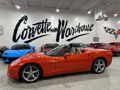 Used 2012 Chevrolet Corvette Convertible w/ 3LT Preferred Equipment Group RWD image 24