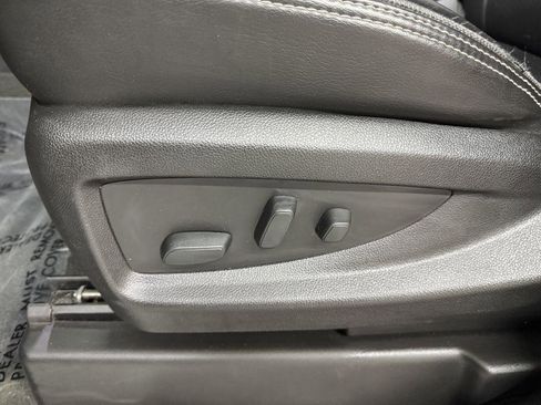 Used 2018 GMC Yukon XL Denali w/ Denali Ultimate Package image 13