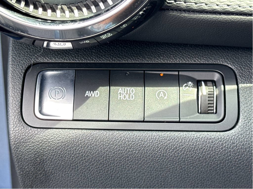 Used 2026 Chevrolet Equinox LT w/ Convenience Package II AWD/4WD image 12