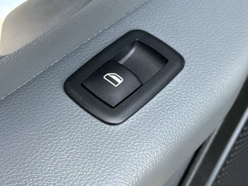 Used 2021 RAM 1500 Big Horn image 32