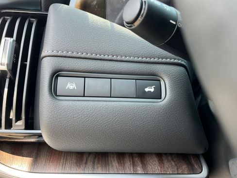 New 2026 Nissan Armada SL w/ Captain's Chari Seat Package AWD/4WD image 27
