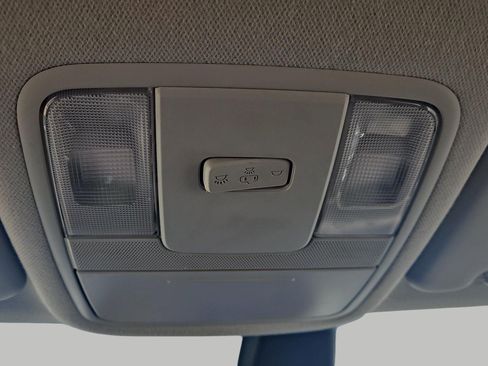 Used 2025 Kia Soul LX w/ LX Technology Package FWD image 23