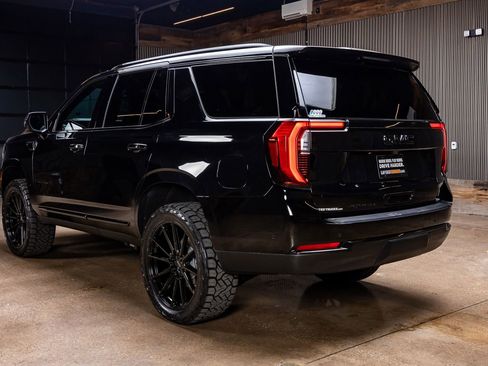 Used 2026 GMC Yukon Elevation AWD/4WD image 7