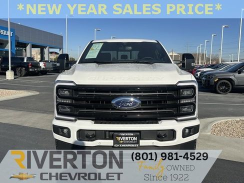 Used 2025 Ford F350 Platinum image 34