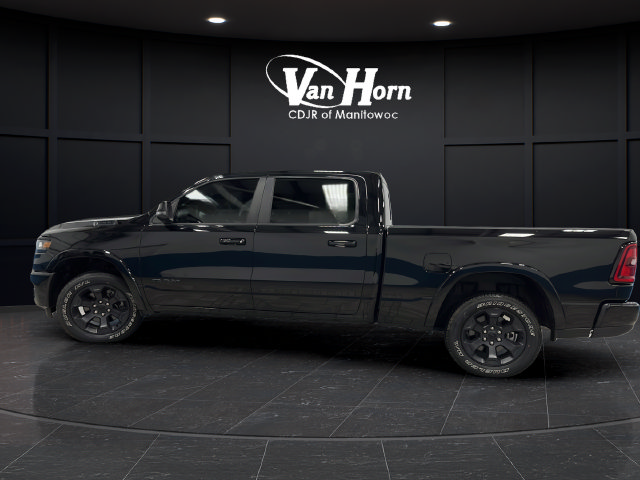 Used 2025 RAM 1500 Big Horn AWD/4WD image 4