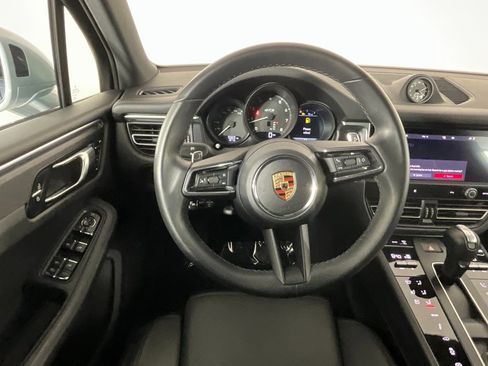Used 2023 Porsche Macan GTS image 11