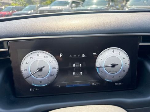 Used 2023 Hyundai Santa Cruz Limited AWD/4WD image 29