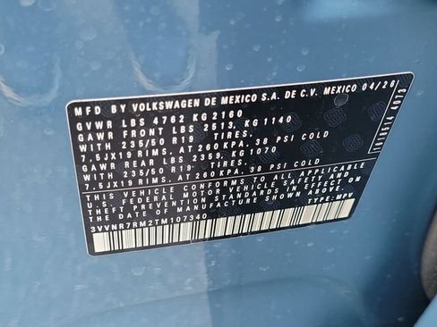New 2026 Volkswagen Tiguan SE FWD image 32