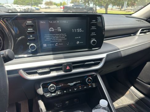 Used 2021 Kia K5 LX FWD image 24