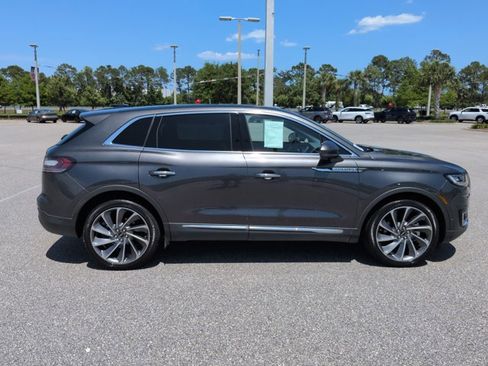 Used 2020 Lincoln Nautilus Reserve w/ Equipment Group 201A FWD image 4