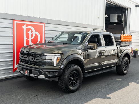 Used 2024 Ford F150 Raptor AWD/4WD image 45